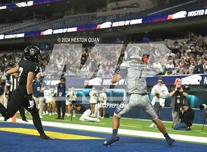 Thumbnail 3 in St. John Bosco vs. Servite photogallery.