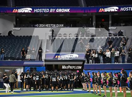 Thumbnail 2 in St. John Bosco vs. Servite photogallery.