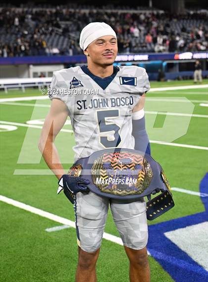 Thumbnail 1 in St. John Bosco vs. Servite photogallery.