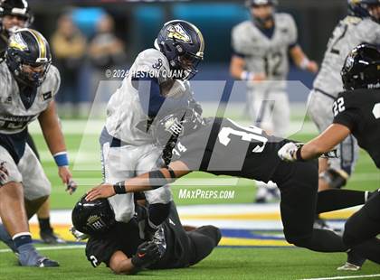 Thumbnail 2 in St. John Bosco vs. Servite photogallery.