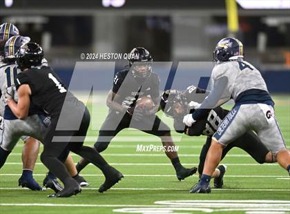 Thumbnail 3 in St. John Bosco vs. Servite photogallery.