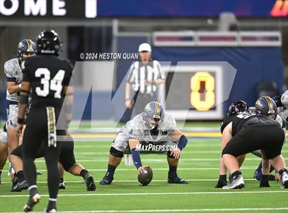 Thumbnail 3 in St. John Bosco vs. Servite photogallery.