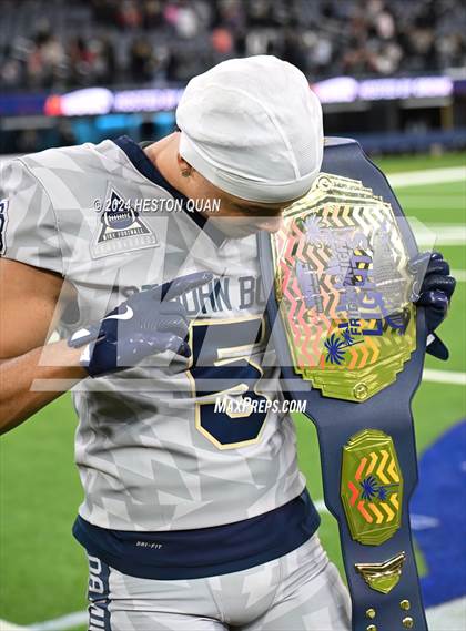 Thumbnail 3 in St. John Bosco vs. Servite photogallery.