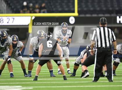 Thumbnail 1 in St. John Bosco vs. Servite photogallery.