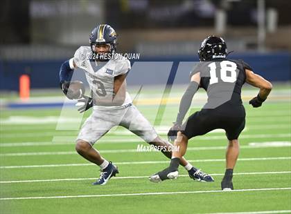 Thumbnail 1 in St. John Bosco vs. Servite photogallery.