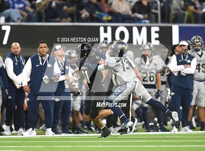 Thumbnail 3 in St. John Bosco vs. Servite photogallery.