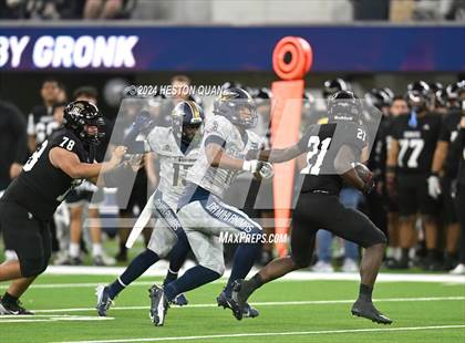 Thumbnail 3 in St. John Bosco vs. Servite photogallery.