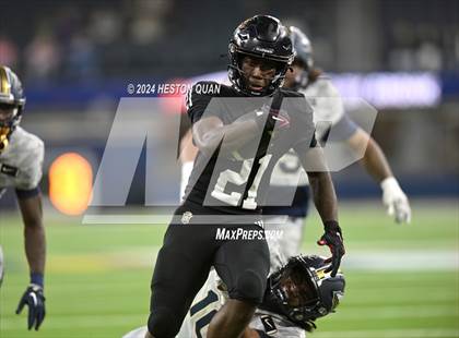 Thumbnail 1 in St. John Bosco vs. Servite photogallery.