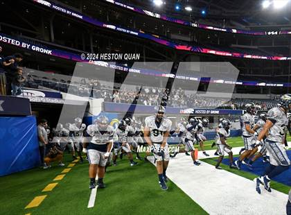Thumbnail 3 in St. John Bosco vs. Servite photogallery.