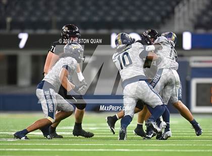 Thumbnail 1 in St. John Bosco vs. Servite photogallery.