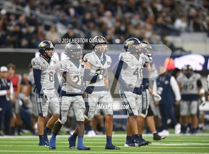 Thumbnail 1 in St. John Bosco vs. Servite photogallery.