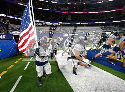 Thumbnail 1 in St. John Bosco vs. Servite photogallery.