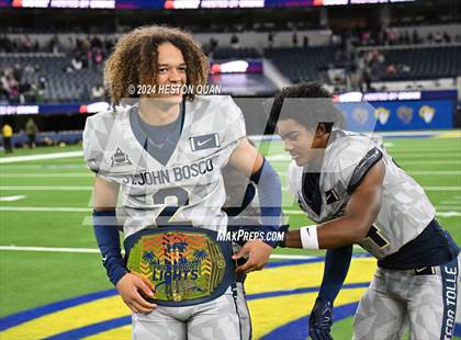 Thumbnail 3 in St. John Bosco vs. Servite photogallery.