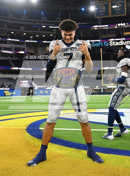 Thumbnail 3 in St. John Bosco vs. Servite photogallery.