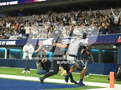 Thumbnail 2 in St. John Bosco vs. Servite photogallery.