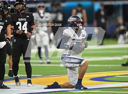 Thumbnail 3 in St. John Bosco vs. Servite photogallery.