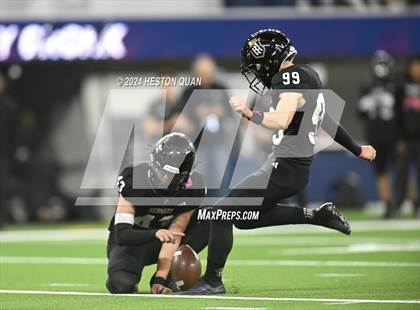 Thumbnail 3 in St. John Bosco vs. Servite photogallery.