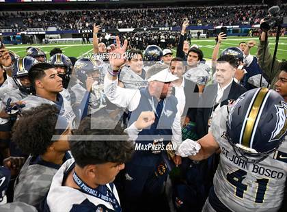 Thumbnail 2 in St. John Bosco vs. Servite photogallery.