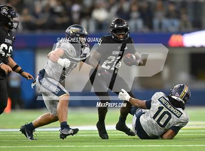 Thumbnail 3 in St. John Bosco vs. Servite photogallery.