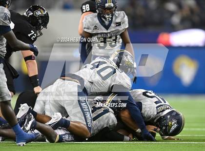 Thumbnail 2 in St. John Bosco vs. Servite photogallery.