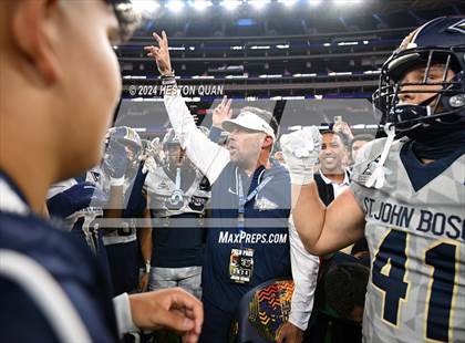 Thumbnail 3 in St. John Bosco vs. Servite photogallery.