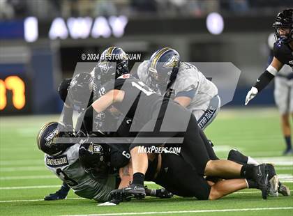 Thumbnail 1 in St. John Bosco vs. Servite photogallery.