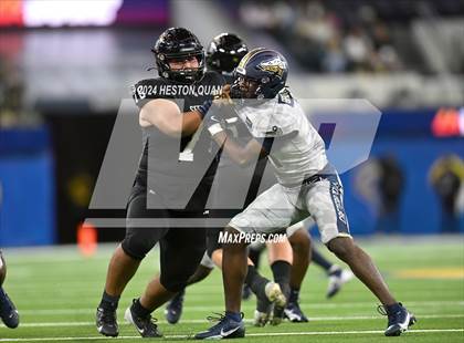 Thumbnail 1 in St. John Bosco vs. Servite photogallery.