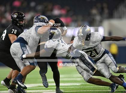 Thumbnail 3 in St. John Bosco vs. Servite photogallery.