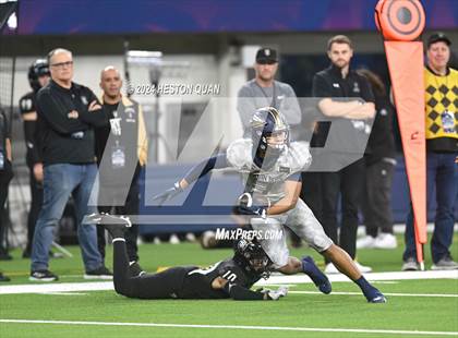 Thumbnail 2 in St. John Bosco vs. Servite photogallery.