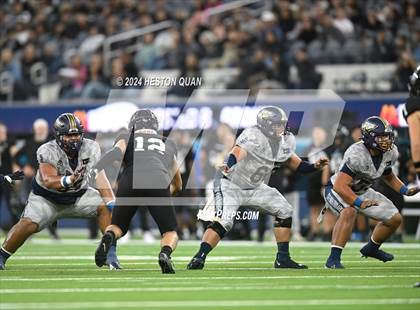 Thumbnail 1 in St. John Bosco vs. Servite photogallery.