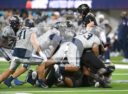 Thumbnail 3 in St. John Bosco vs. Servite photogallery.