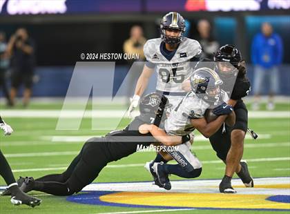Thumbnail 1 in St. John Bosco vs. Servite photogallery.