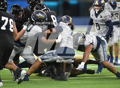 Thumbnail 1 in St. John Bosco vs. Servite photogallery.