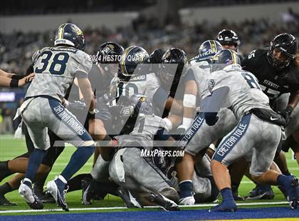 Thumbnail 1 in St. John Bosco vs. Servite photogallery.
