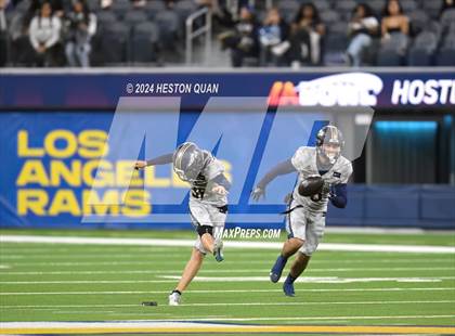 Thumbnail 2 in St. John Bosco vs. Servite photogallery.