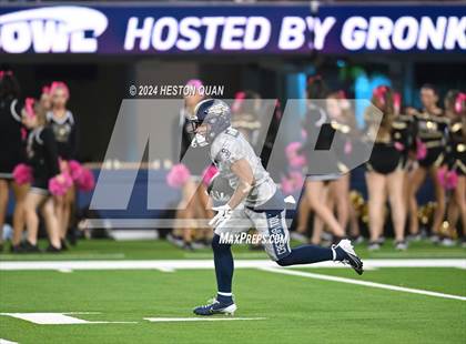 Thumbnail 1 in St. John Bosco vs. Servite photogallery.