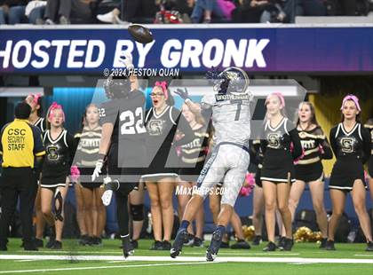 Thumbnail 1 in St. John Bosco vs. Servite photogallery.