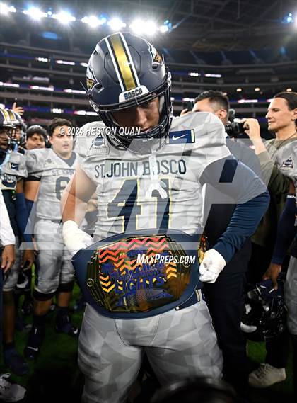 Thumbnail 3 in St. John Bosco vs. Servite photogallery.