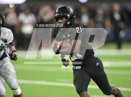 Thumbnail 3 in St. John Bosco vs. Servite photogallery.