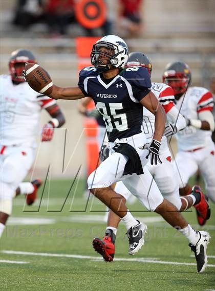 Thumbnail 1 in Del Valle @ McNeil photogallery.