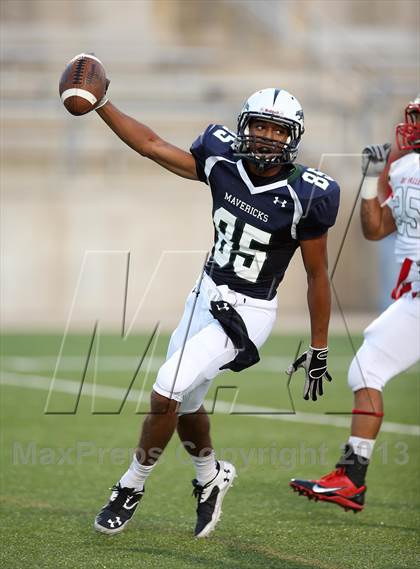 Thumbnail 3 in Del Valle @ McNeil photogallery.