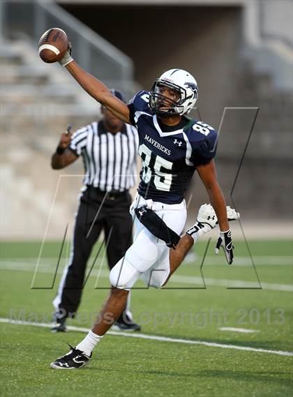 Thumbnail 3 in Del Valle @ McNeil photogallery.