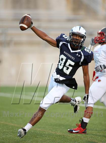 Thumbnail 1 in Del Valle @ McNeil photogallery.