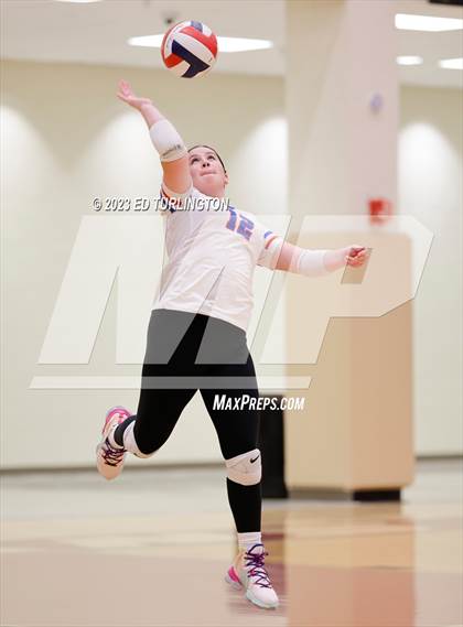 Thumbnail 1 in Riverwood @ Lassiter photogallery.