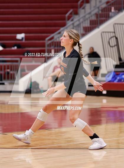 Thumbnail 1 in Riverwood @ Lassiter photogallery.