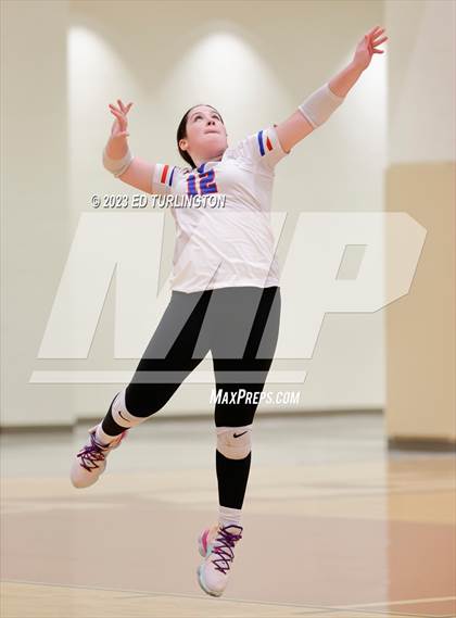 Thumbnail 3 in Riverwood @ Lassiter photogallery.