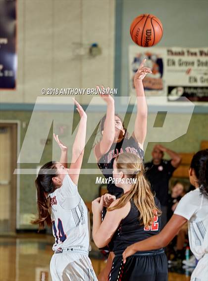 Thumbnail 1 in Bella Vista @ Cosumnes Oaks photogallery.