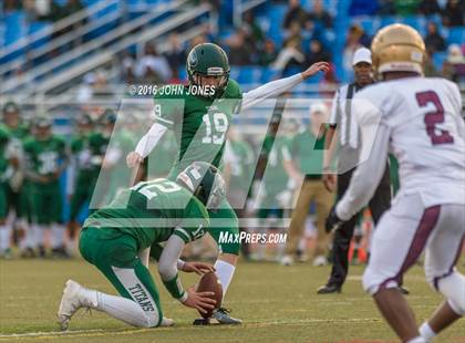 Thumbnail 2 in Holy Trinity vs. Iona Prep (NYCHSFL Class AA Final) photogallery.