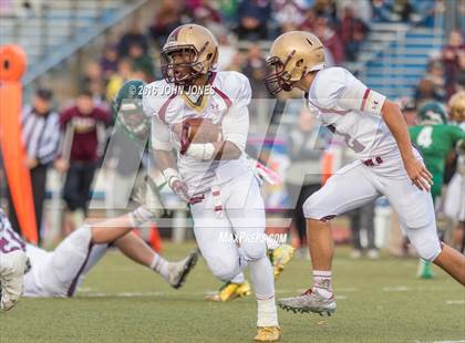 Thumbnail 3 in Holy Trinity vs. Iona Prep (NYCHSFL Class AA Final) photogallery.
