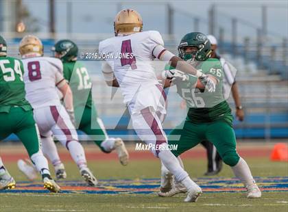 Thumbnail 3 in Holy Trinity vs. Iona Prep (NYCHSFL Class AA Final) photogallery.
